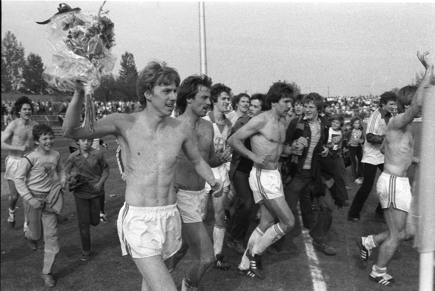 Bayer Leverkusen steigt im Jahr 1979 in die Bundesliga auf. Foto: Imago Images/Horstmüller